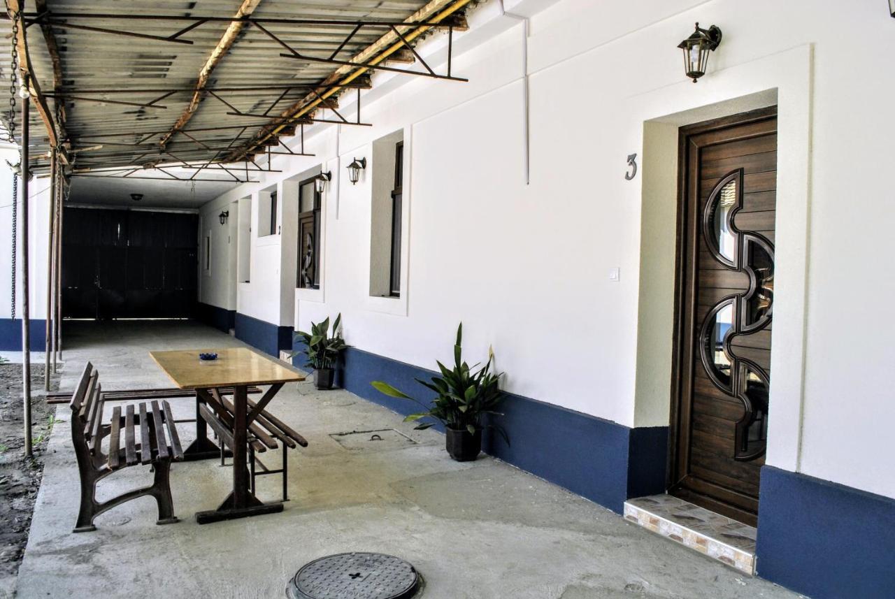 Eco Rural Tourism Association Skorenovac Hotel Ngoại thất bức ảnh