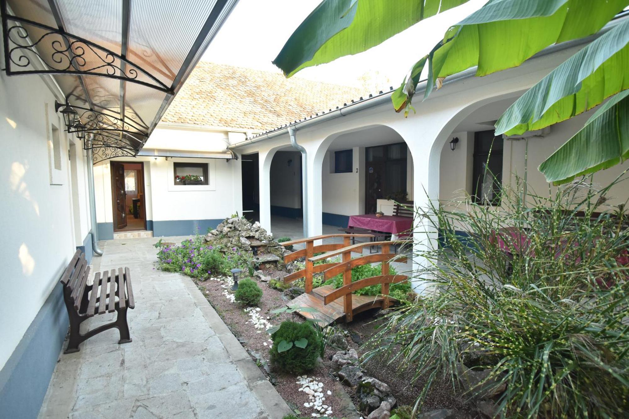 Eco Rural Tourism Association Skorenovac Hotel Ngoại thất bức ảnh