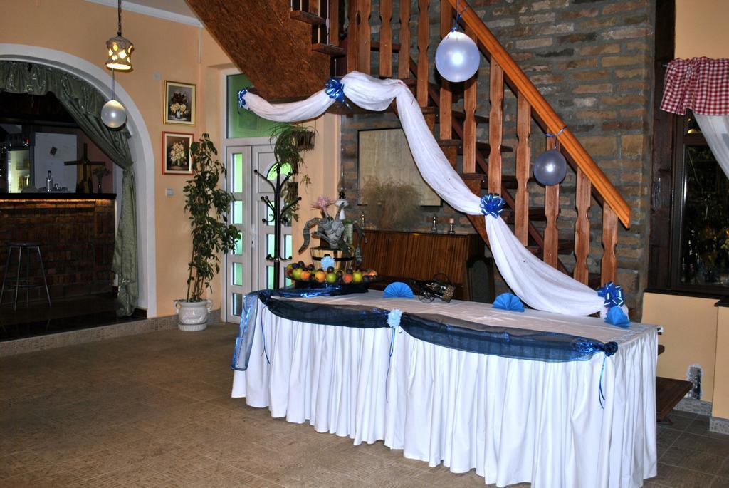 Eco Rural Tourism Association Skorenovac Hotel Ngoại thất bức ảnh
